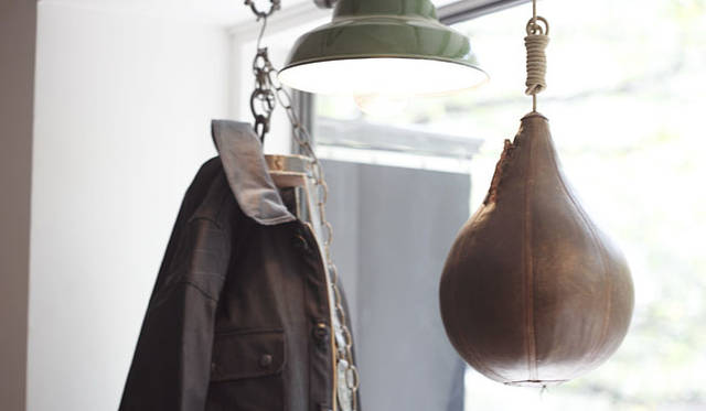 <strong>ナイジェル・ケーボンのフラッグシップショップ「THE ARMY GYM - Nigel Cabourn」</strong>
