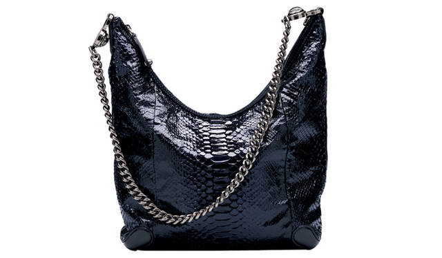 ハンドバッグ　28万8750円、　グッチ青山