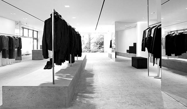 リック オウエンス東京ストア