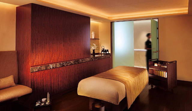 THE PENINSULA TOKYO｜ザ・ペニンシュラ東京「ケイハツエンライトメントマッサージ」