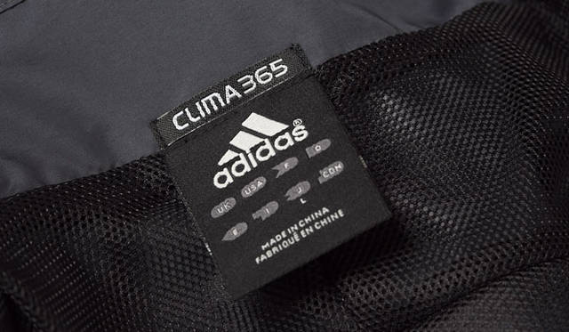　運動時に求められる4つの快適性である、CLIMACOOL（いつも涼しく）、CLIMAWARM（いつも暖かく）、CLIMALITE（いつもドライ）、CLIMAPROOF（防風・防水・透湿）を維持して、状況に応じたベストパフォーマンスをサポートする「CLIMA365」