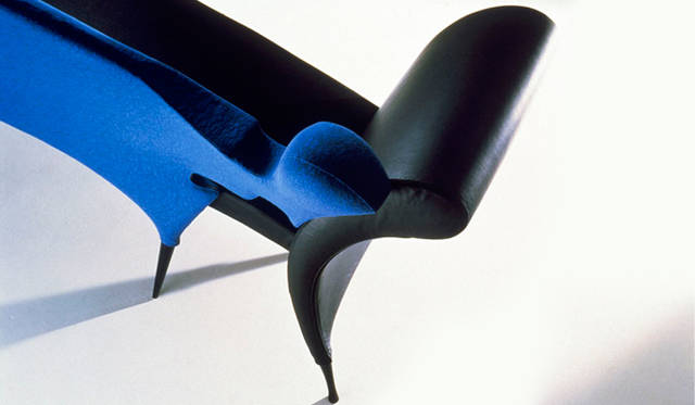 「建築家 Borek Sipek（ボジェック・シーベック）の軌跡と作品展」<br><b>Prosím sni</b> , sofa, for Driade, 1987