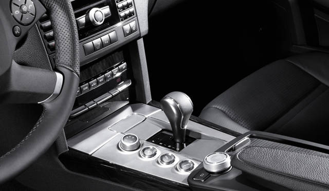 <b>Mercedes-Benz E63 AMG｜メルセデス・ベンツ E63 AMG</b>