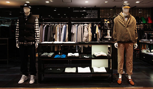 伊勢丹新宿店メンズ館2階「インターナショナル クリエーターズ」メディコム・トイ（MEDICOM TOY / OriginalFake / ADAMITE / FABRICK Protégé）