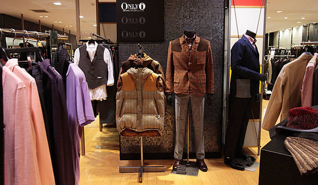 伊勢丹新宿店メンズ館6階「コンテンポラリーカジュアル」パスカル・ドンキーノ