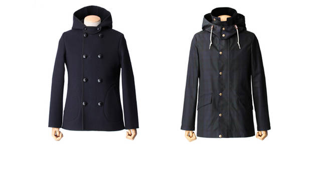 　左から：ARBROATH｜アーブロース（ウール） 9万3450円／エリオポール代官山メンズ（Tel. 03-3464-6480）、FARNDON｜ファーンドン（コットンギャバジン） 11万4450円／DRESSTERIOR 六本木（Tel. 03-5413-7110）