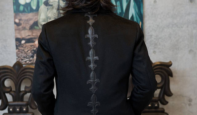 <b>CHROME HEARTS│クロムハーツ</b>　村上秀之さん（クロムハーツ トーキョー店長）