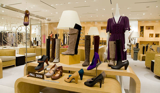 BARNEYS NEW YORK｜バーニーズ　ニューヨーク銀座店 2階