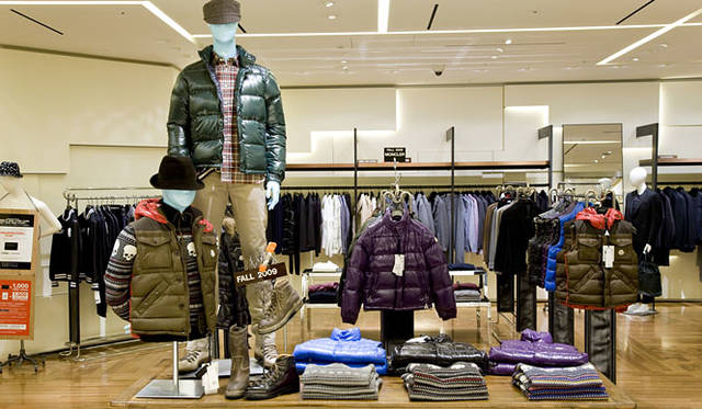 BARNEYS NEW YORK｜バーニーズ　ニューヨーク銀座店 地下1階