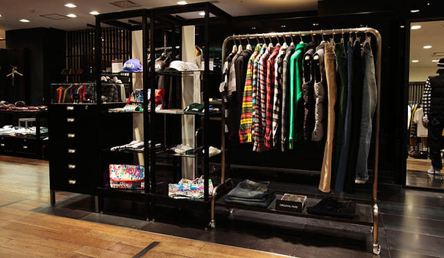 伊勢丹新宿店メンズ館2F 「MEDICOM TOY / OriginalFake / ADAMITE / FABRICK Protégé」