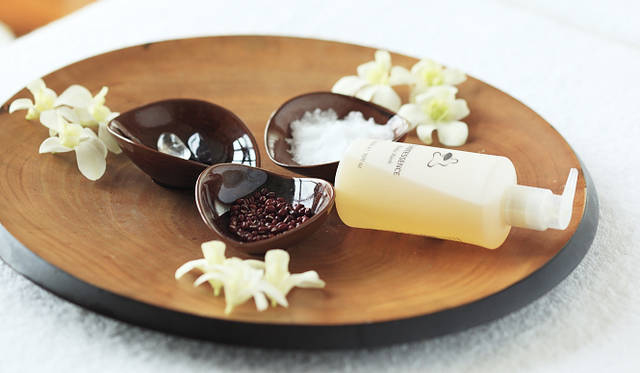 MANDARIN ORIENTAL，TOKYO｜マンダリン オリエンタル 東京  「マンダリン オリエンタル シグネチャー スパ セラピー」