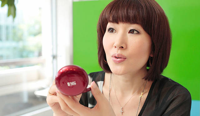 小林ひろ美の2009年秋冬ビューティトレンド「ファンデーション編」<br>