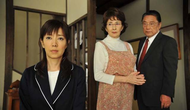 戸田恵子｜WOWOWドラマ『ママは昔パパだった』より