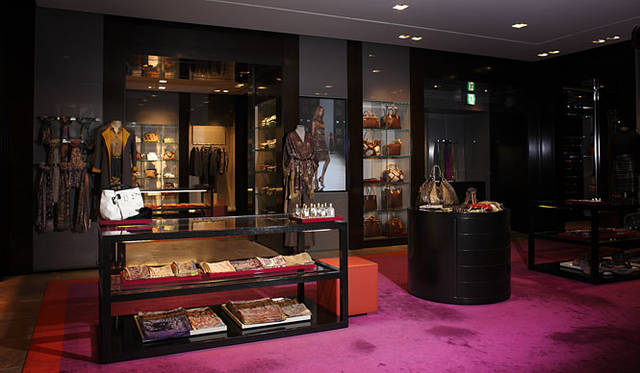 <strong>ETRO│エトロ</strong>　エトロ銀座本店