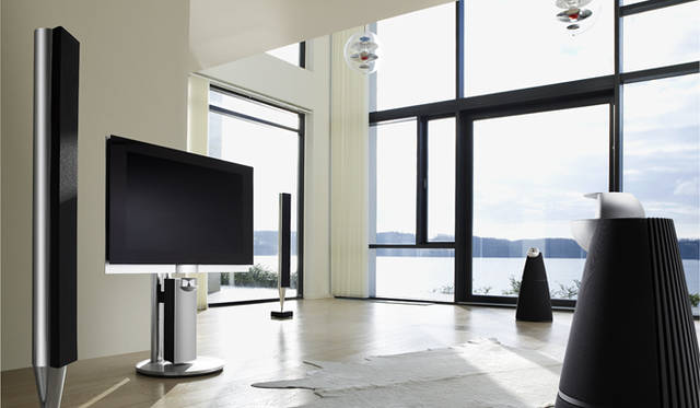 Bang＆Olufsen｜バング＆オルフセン 「BeoVision7（ベオビジョン）」 136万6,500円