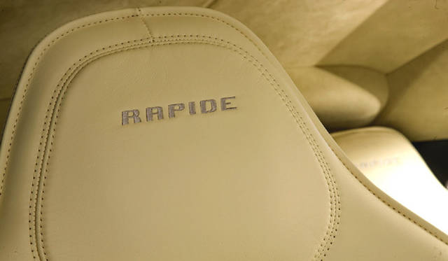 <em>ASTON MARTIN RAPIDE｜アストン・マーティン ラピード</em>