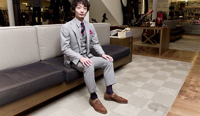 <b>BARNEYS NEW YORK│バーニーズ　ニューヨーク</b>　“PATTERN ORDER”シューズ<br>納期は約1ヵ月半～、価格は4万2000円～