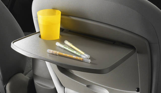 <em>RENAULT KANGOO｜ルノー・カングー</em>