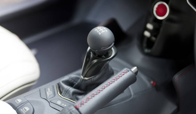 <b>トヨタ FT-86 コンセプト｜TOYOTA FT-86 Concept</b>