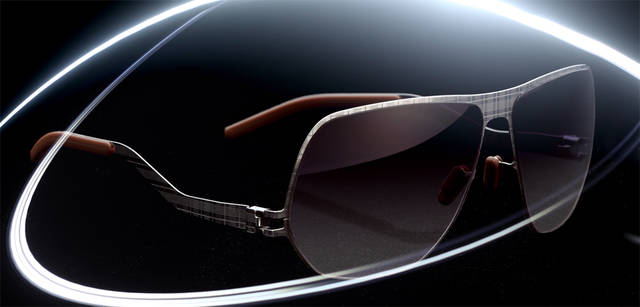 ミキータのサングラスはデザインに優れているだけでなく、スクリューレスで柔軟性に富み、フィット感が良いという特徴も。サングラス5万400円（ミキータ／伊勢丹新宿店）