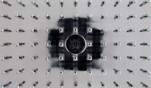 DESIGNTIDE TOKYO 2009｜二俣公一 「CASE-REAL（ケース・リアル）」│「KENZAN」FLOWER VASE / PROTOTYPE,2000 Photo：Koichi Futatsumata