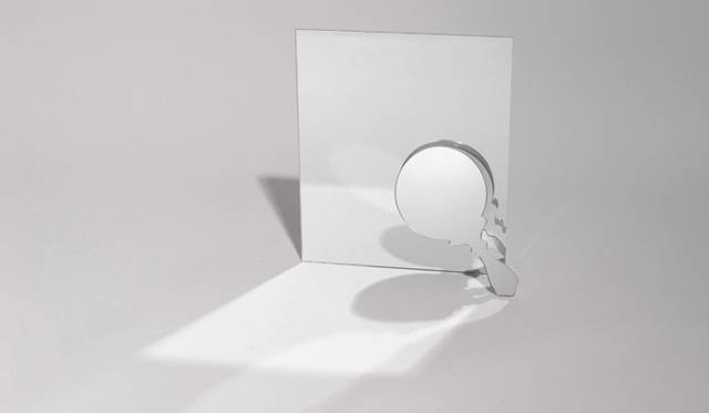 海山俊亮（MicroWorks）│Jump Out Mirror 2004