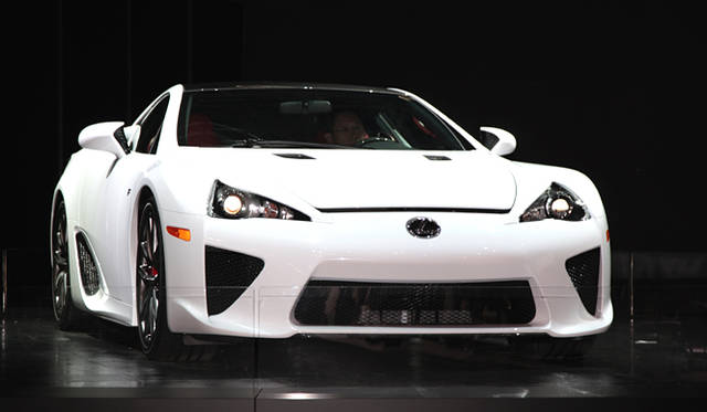 <em>LEXUS LFA｜レクサス LFA</em>