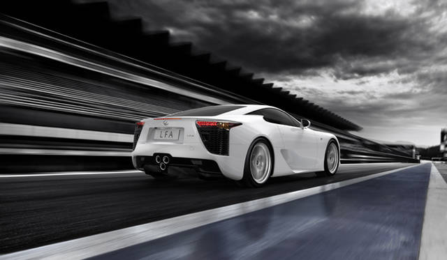 <em>LEXUS LFA｜レクサス LFA</em>