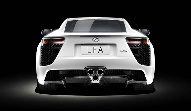 <em>LEXUS LFA｜レクサス LFA</em>