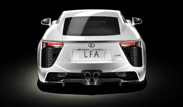 <em>LEXUS LFA｜レクサス LFA</em>