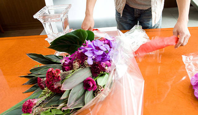 <b>男が楽しむ“ニューヨークスタイル”フラワーデザイン　「花束を買ってきて、自分でアレンジして生けよう（前編）」</b>