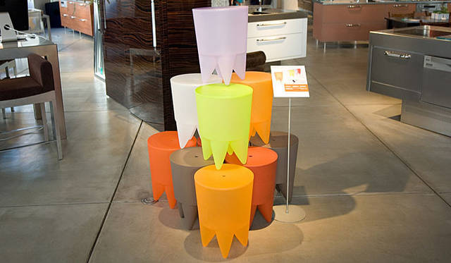 <em>TOYO KITCHEN｜トーヨーキッチン</em>