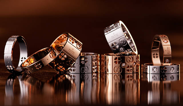 <b>GUCCI｜グッチ</b>　アイコンアモール フォーエバー リング 左から：WG THIN、PG THIN ともに6万8250円、PG WIDE、WG WIDE ともに12万3900円、PG × diamonds WIDE、WG × diamonds WIDE ともに25万2000円、WG × diamonds THIN、PG × diamonds THIN ともに17万3250円