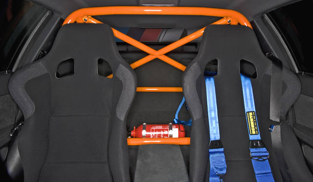 <em>BMW M3 GTS｜ビー・エム・ダブリュー M3 GTS</em>