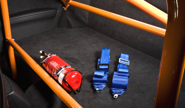 <em>BMW M3 GTS｜ビー・エム・ダブリュー M3 GTS</em>