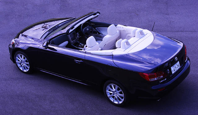 <em>LEXUS IS250C｜レクサス IS250C</em>