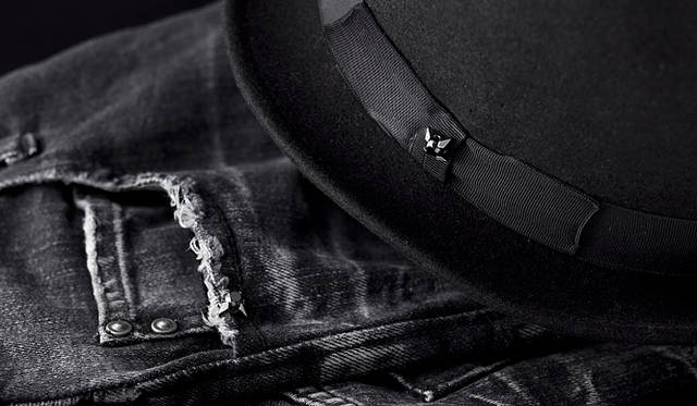 <em>CORE JEWELS｜コアジュエルス</em>