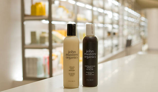 伊勢丹新宿店本館2階ビューティアポセカリー│<b>ジョンマスターオーガニック</b> 「シトラス＆ネロリデタングラー」 「イブニングプリズムローズシャンプー」