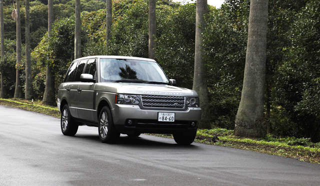<em>RANGE ROVER VOGUE｜レンジローバーヴォーグ</em>