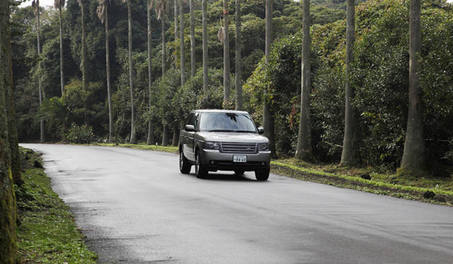<em>RANGE ROVER VOGUE｜レンジローバーヴォーグ</em>