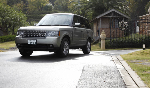 <em>RANGE ROVER VOGUE｜レンジローバーヴォーグ</em>