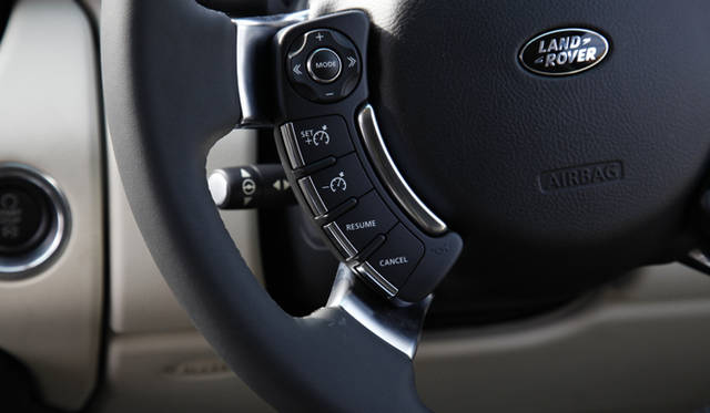 <em>RANGE ROVER VOGUE｜レンジローバーヴォーグ</em>