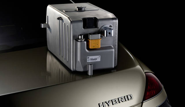 TOKYO MOTOR SHOW 2009｜東京モーターショー2009　Mercedes-Benz／メルセデス・ベンツ「Sクラス ハイブリッド ロング」