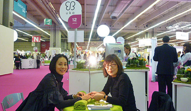 渡邉季穂｜ビューティエキスポ「ビヨンドビューティ パリ」にuka登場（前編）<br>中村江里子さんとは「ビヨンドビューティ パリ」で初対面！