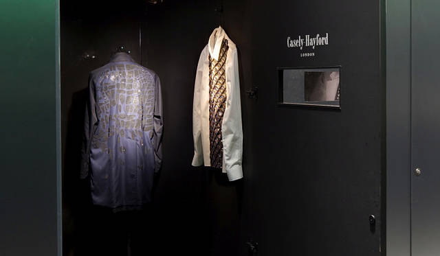 祐真朋樹｜CRYSTALLIZED™-Swarovski Elements</br>Casely-hayford