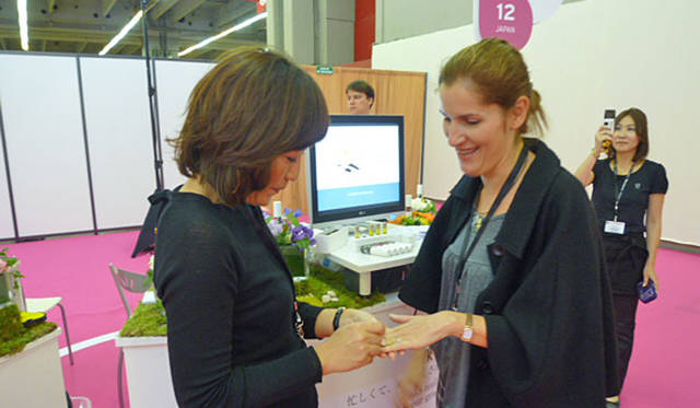 渡邉季穂｜ビューティエキスポ「ビヨンドビューティ パリ」にuka登場（後編）<br>ジャーナリストやバイヤーの反響も上々！