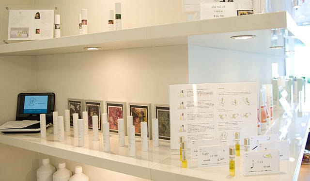 渡邉季穂｜ビューティエキスポ「ビヨンドビューティ パリ」にuka登場（後編）<br>uka ミッドタウン店