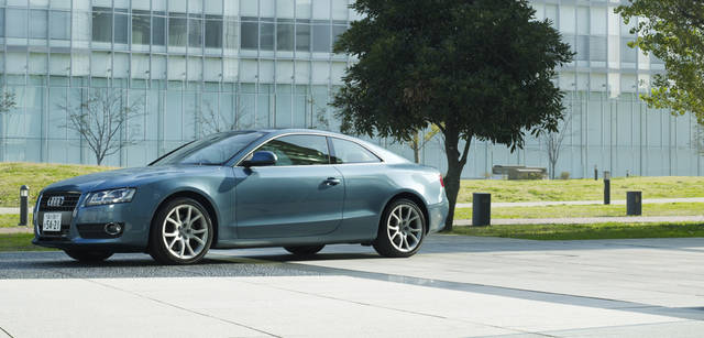 Audi A5｜アウディ A5 × 小泉里子