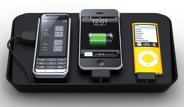 Bluelounge Designの充電トレイ 「Refresh」