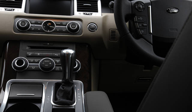 <b>RANGE ROVER｜レンジローバー</b>